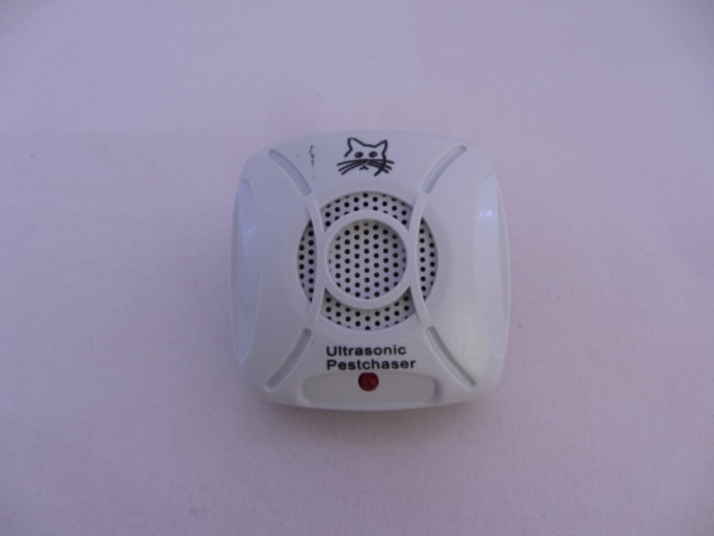 Отпугиватель мышей и крыс Pest Chaser 214E (100 м²)