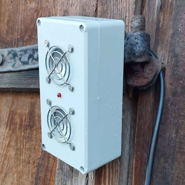 Профессиональный отпугиватель мышей, крыс, летающих мышей "Гроза-1000"  (1000 м², Украина)