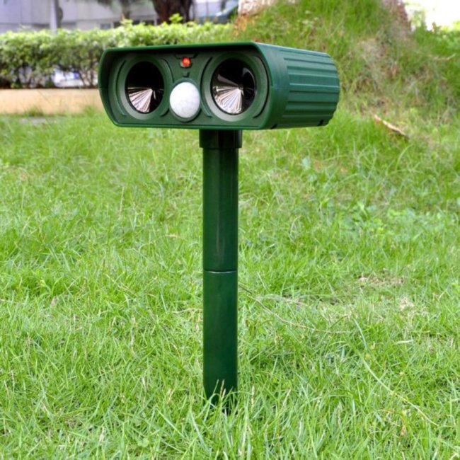 Стационарный отпугиватель собак, кошек, белок "Garden Protector"